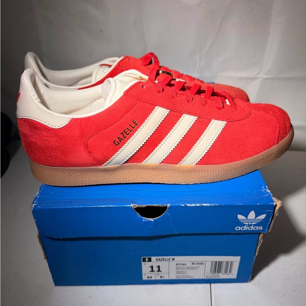 adidas Gazelle Better Scarlet Aluminum Gum IF7161 Women size 11 Fits Men 9.5